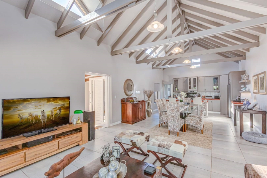 3 Bedroom Property for Sale in Brenton On Lake Western Cape